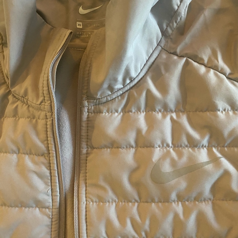 Nike Jacket - Picture 2 of 2